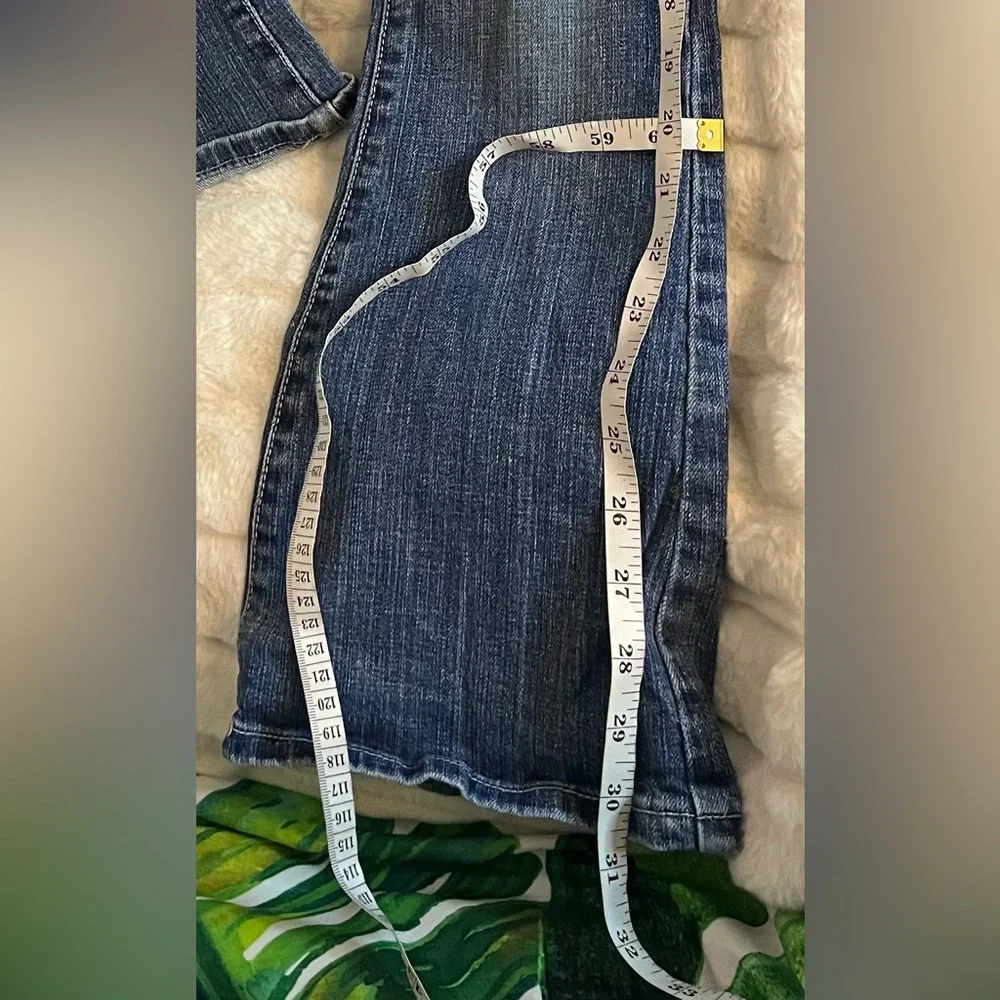 Vintage Y2K Mudd Girls 8 Rhinestone Girlhood Flare Casual Spring Denim Jeans